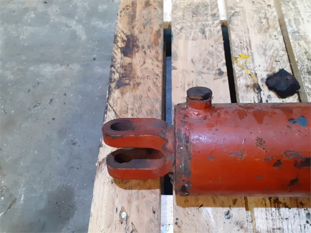 Hesston 4800 Ballenklammer