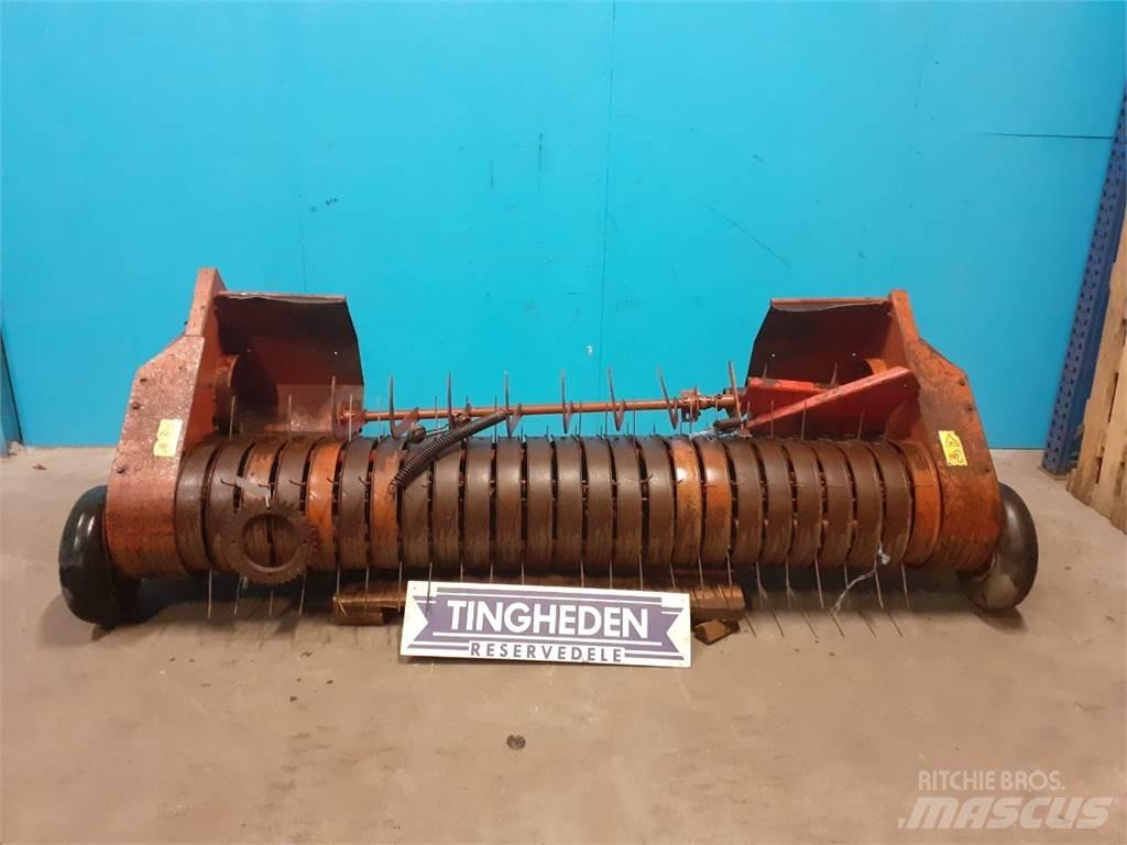 Hesston 4900 Sonstige Landmaschinen