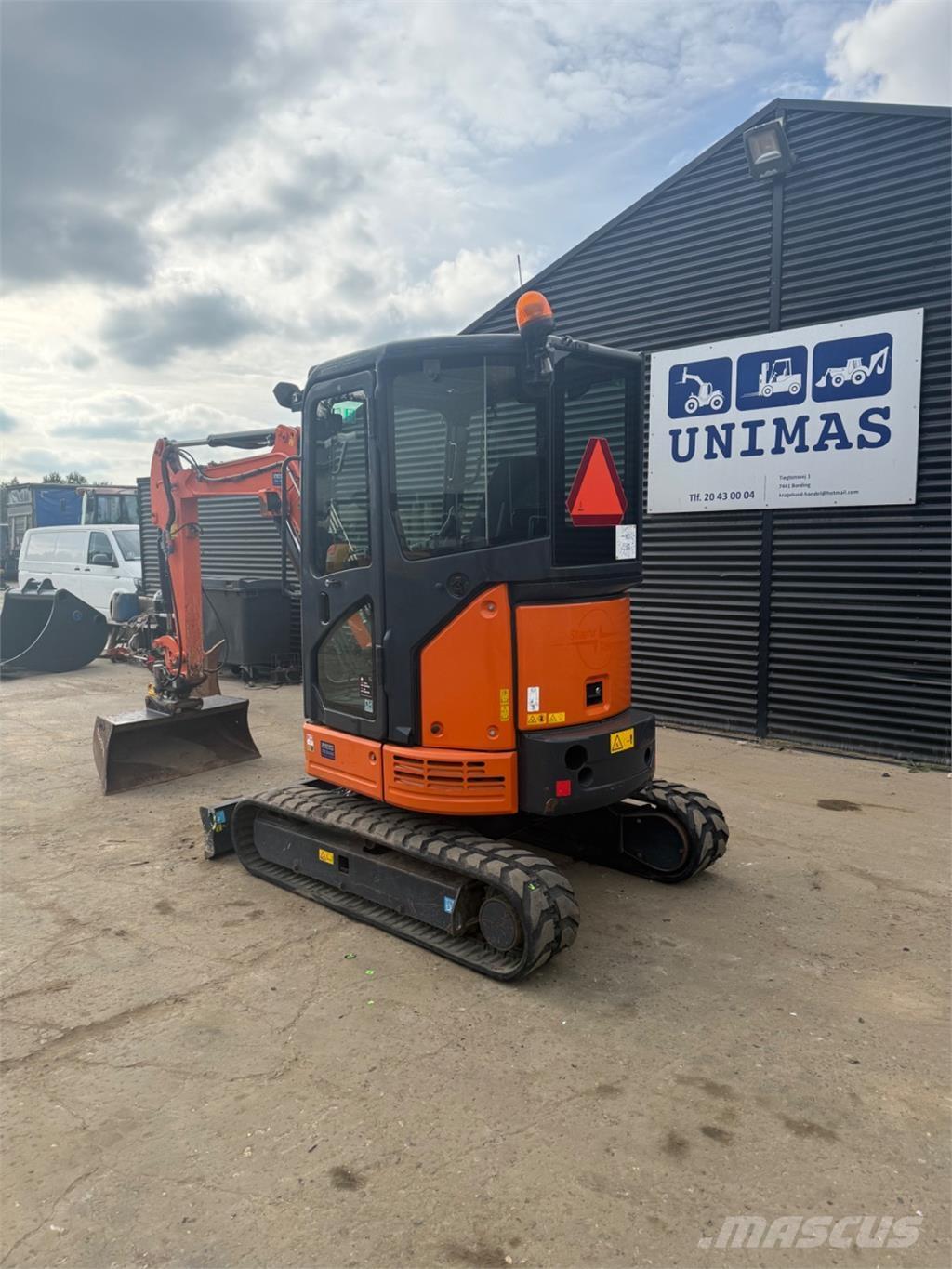 Hitachi ZX26U Minibagger < 7t