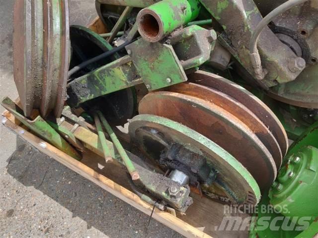John Deere 1075 Sonstige Landmaschinen