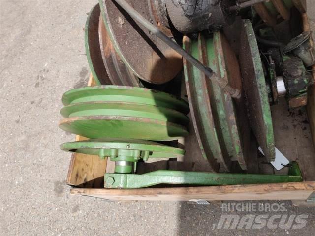John Deere 1075 Sonstige Landmaschinen