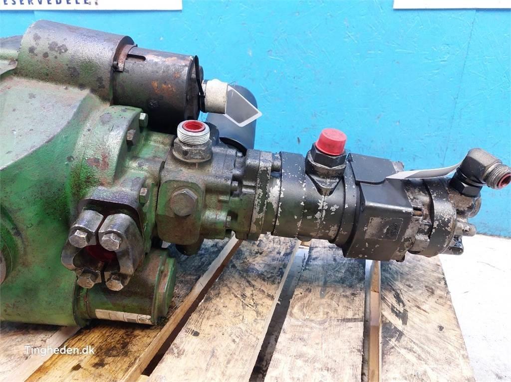 John Deere T660I Getriebe