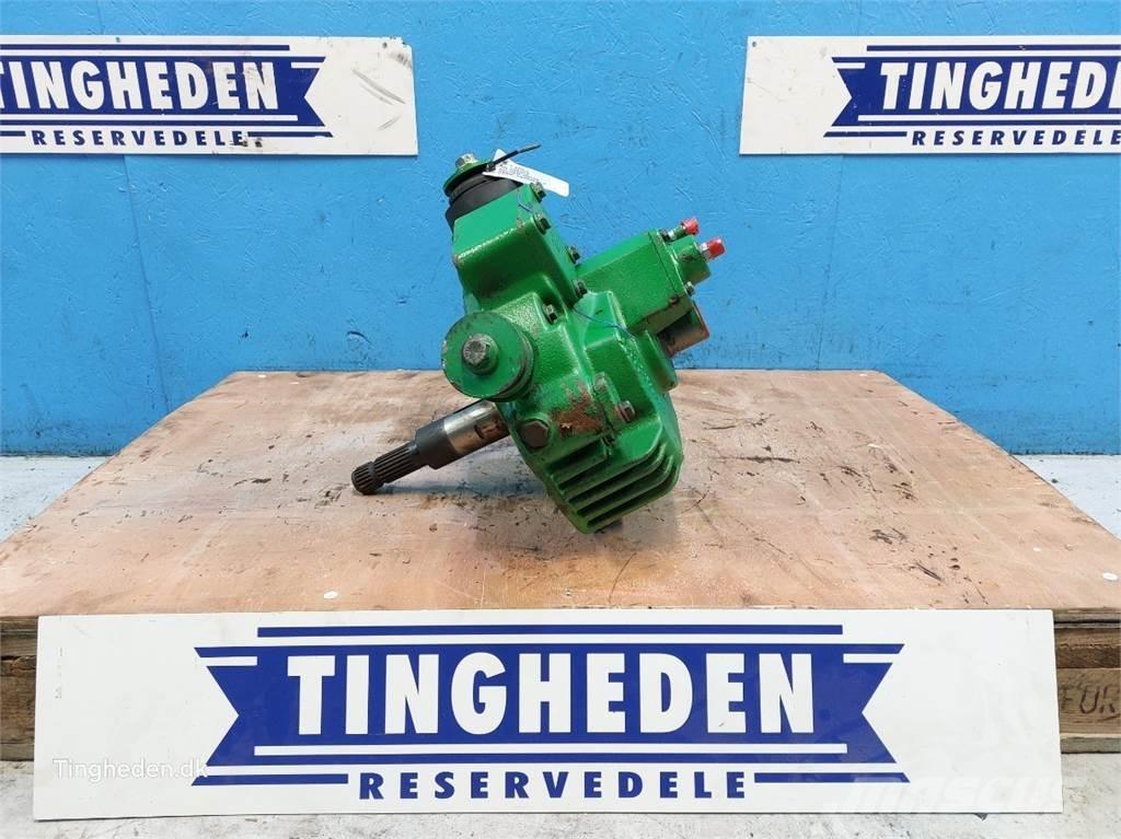 John Deere T660I Getriebe