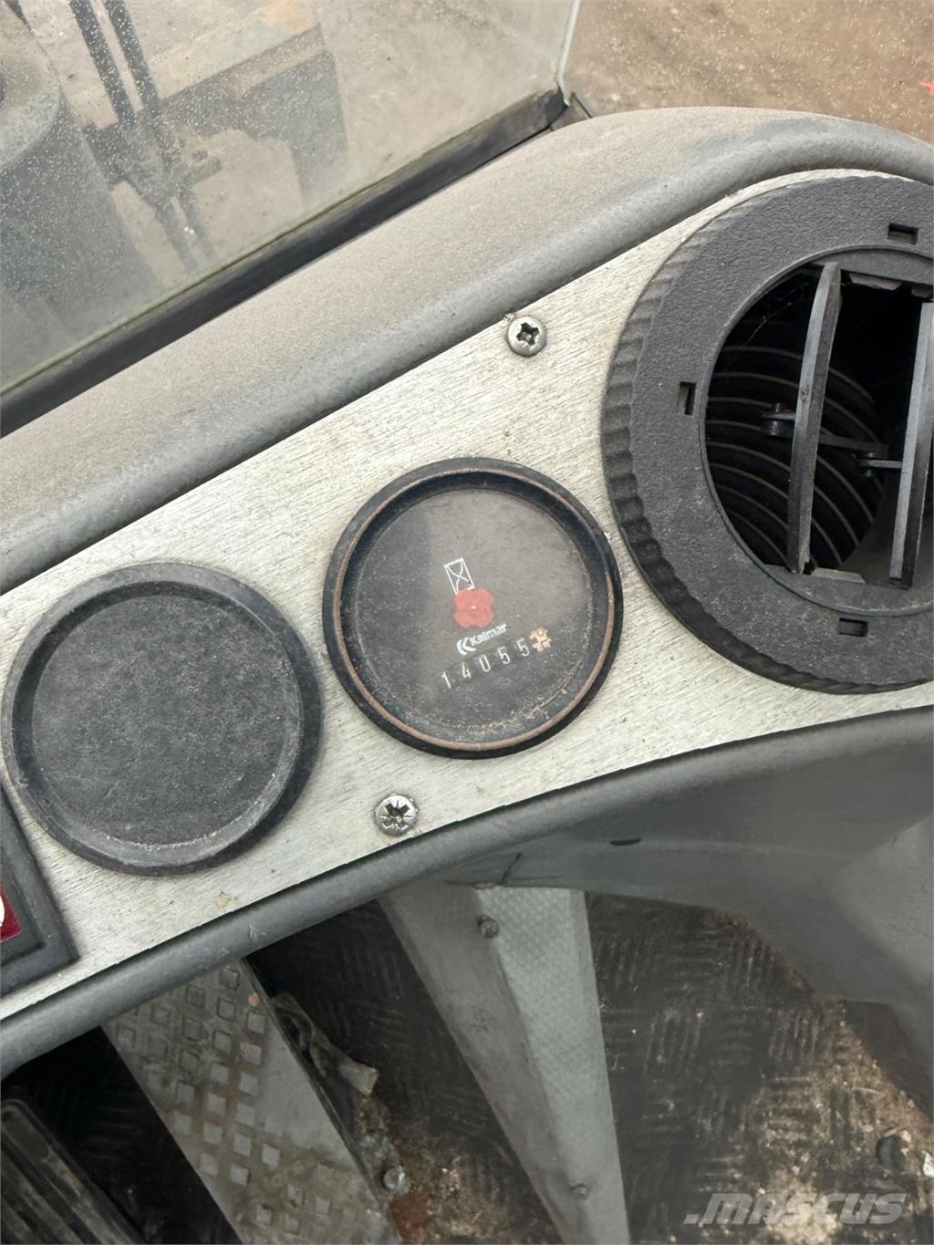 Kalmar DCD80-6 Diesel Stapler