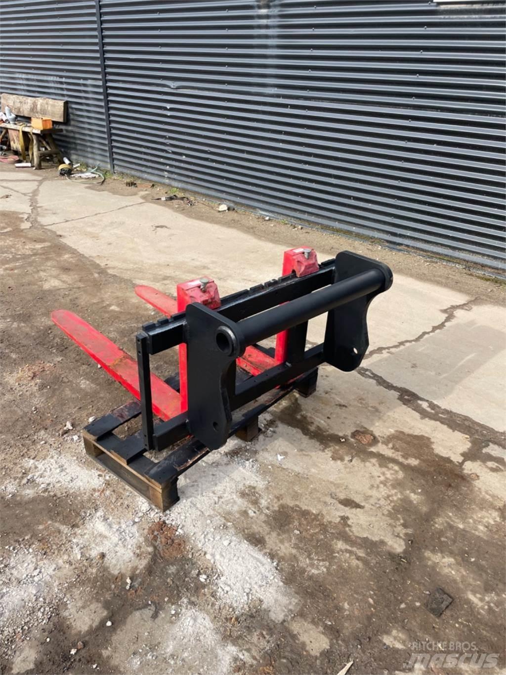 Manitou 5000kg Gabeln