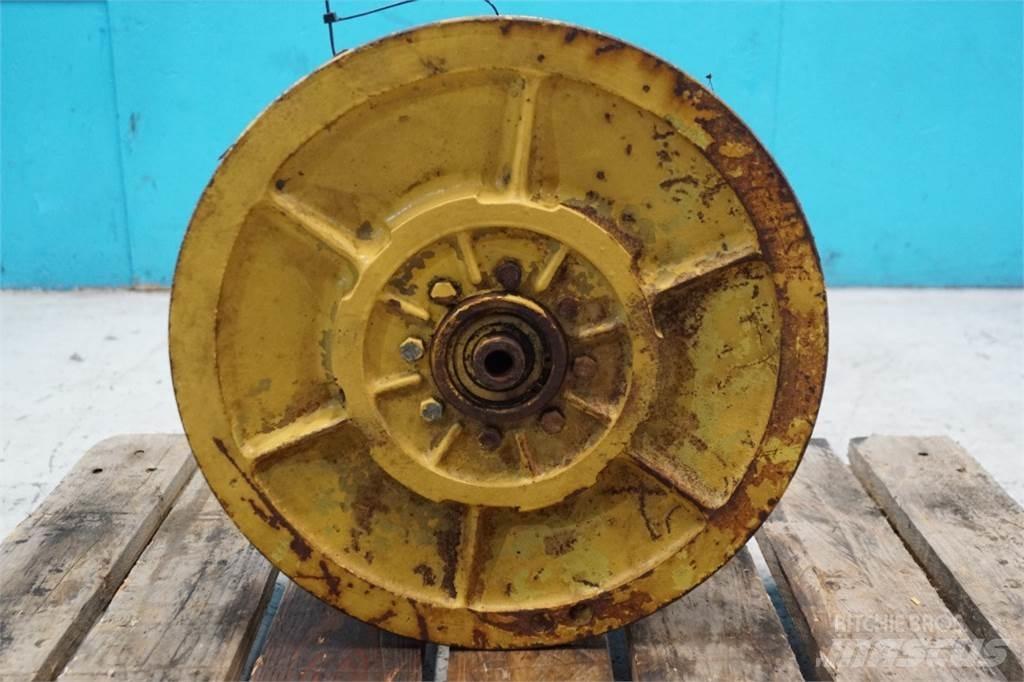 New Holland 1540 Sonstige Landmaschinen