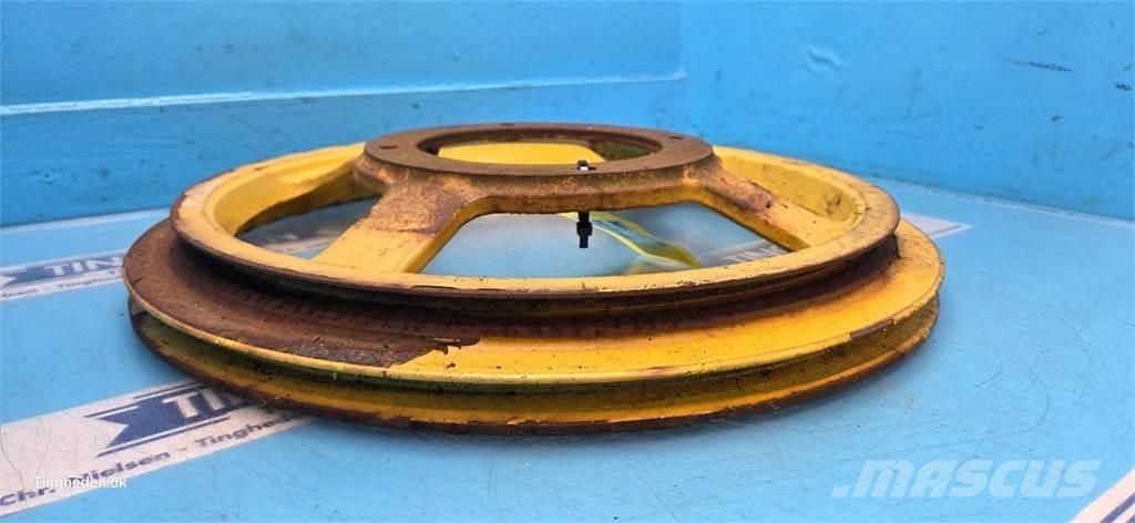 New Holland TF46 Sonstige Landmaschinen