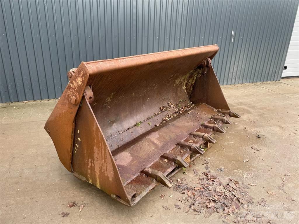  Skovl Schaufeln
