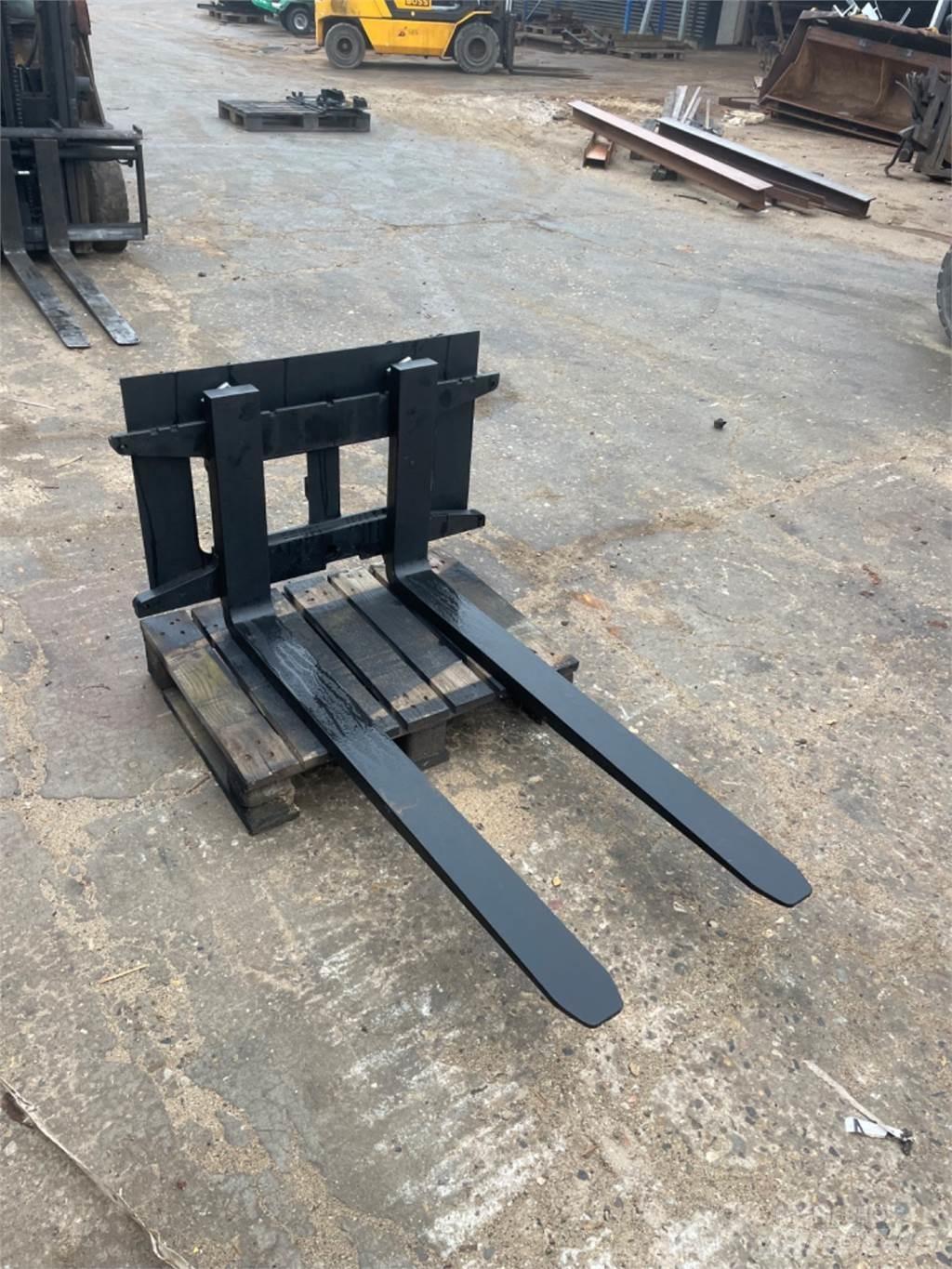 Thaler 2500kg Minilader