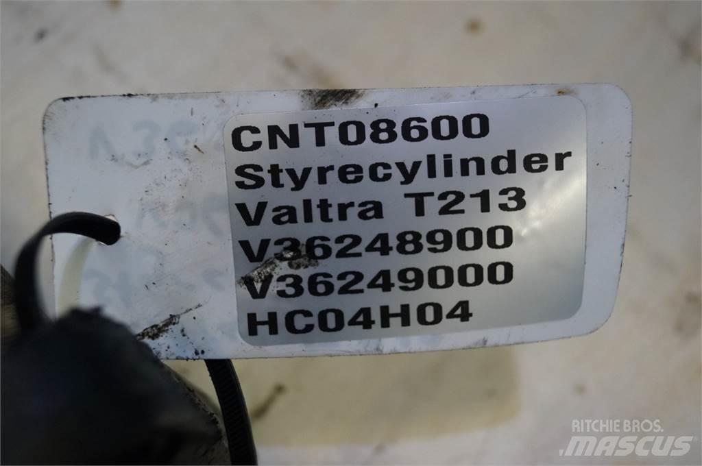 Valtra T213 Hydraulik