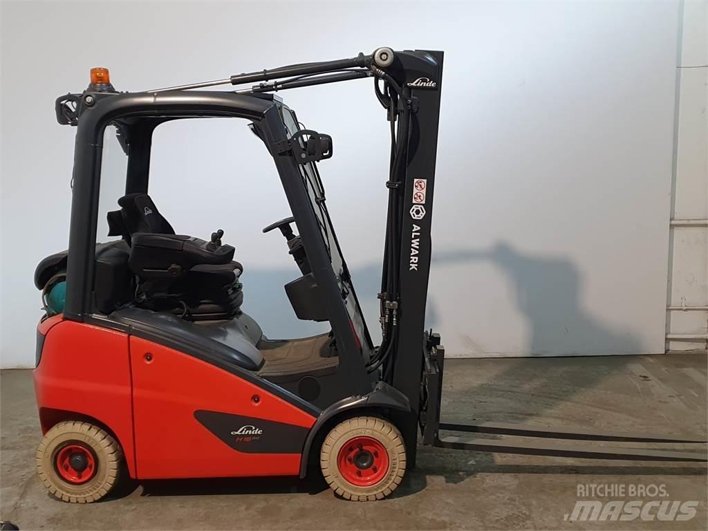 Linde H16T Gas Stapler