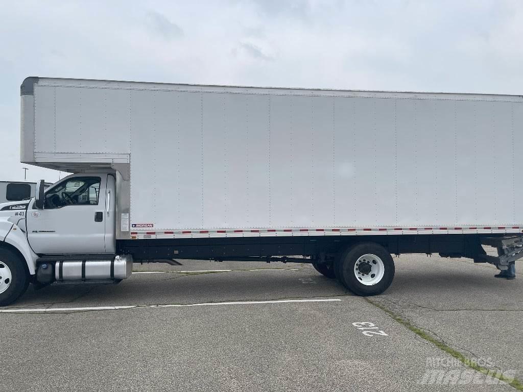 Ford F750 Kastenaufbau