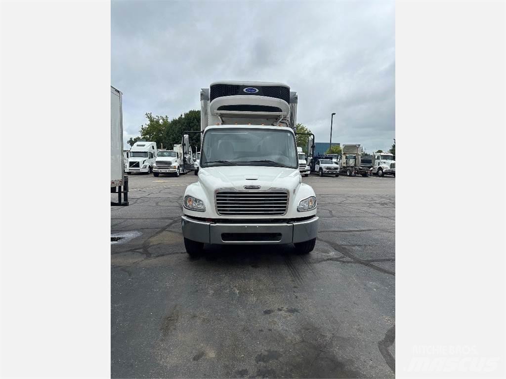 Freightliner M2 106 Kühlkoffer