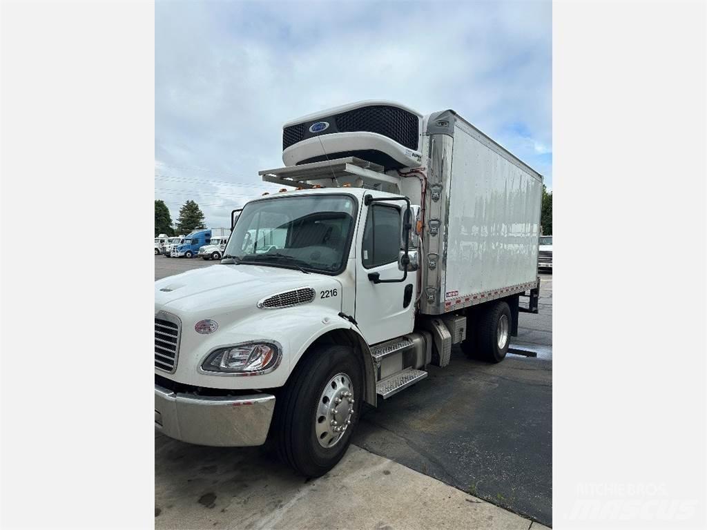 Freightliner M2 106 Kühlkoffer