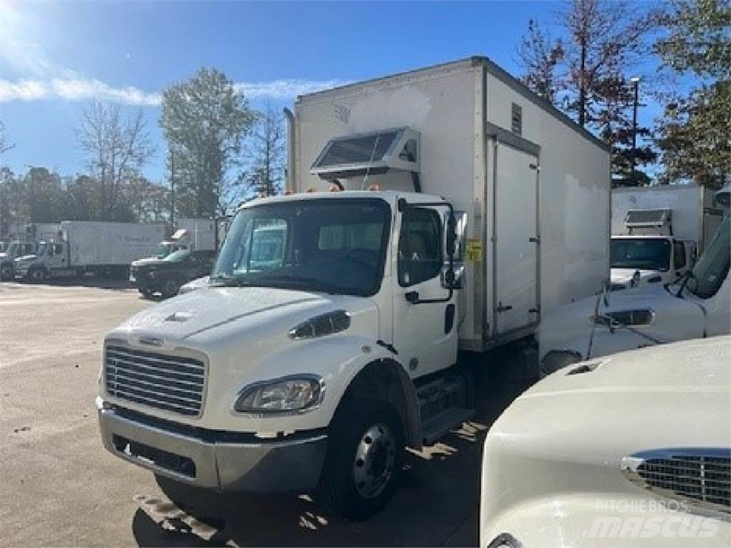 Freightliner M2-106 Kastenaufbau