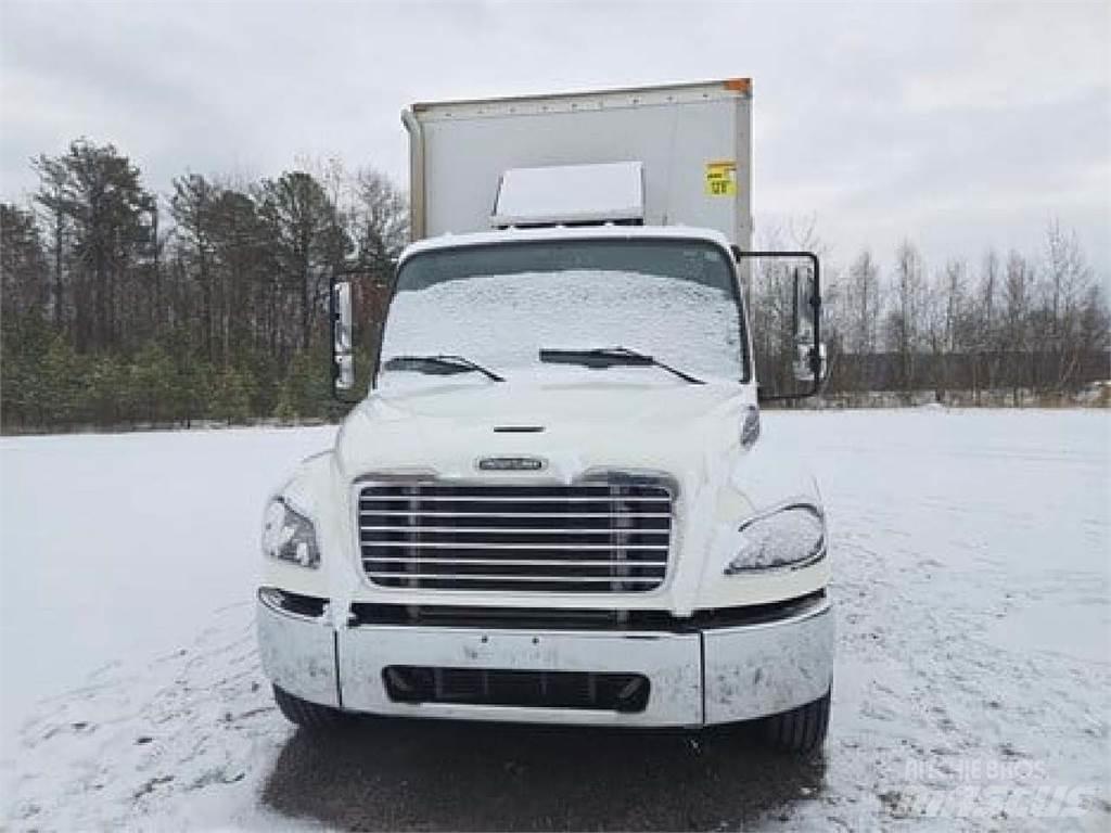 Freightliner M2-106 Kastenaufbau