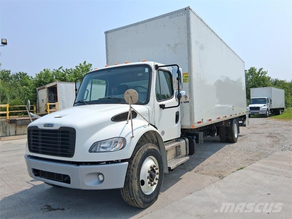 Freightliner M2-106 Kastenaufbau