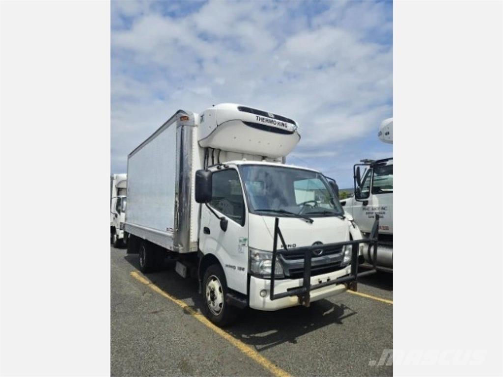 Hino 195 Kühlkoffer