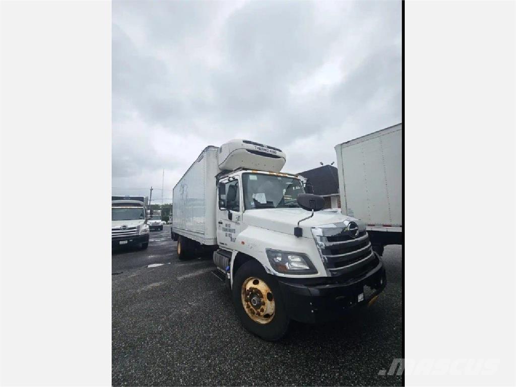 Hino 268 Kühlkoffer