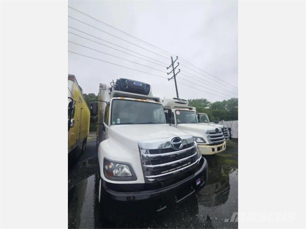 Hino 268 Kühlkoffer