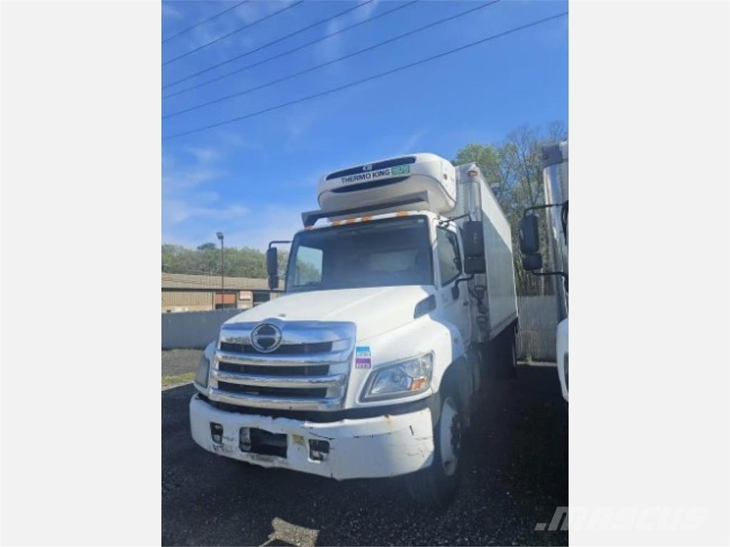 Hino 268 Kühlkoffer
