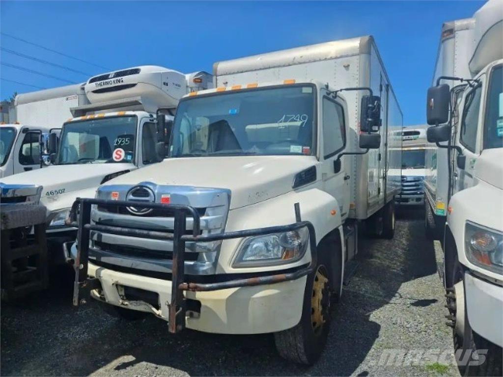 Hino 268 Kastenaufbau