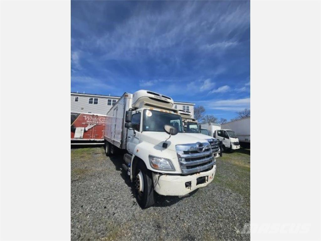 Hino 268 Kühlkoffer