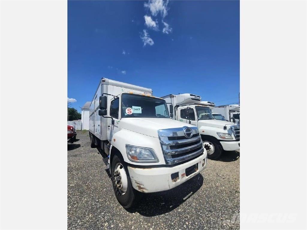 Hino 268 Kastenaufbau