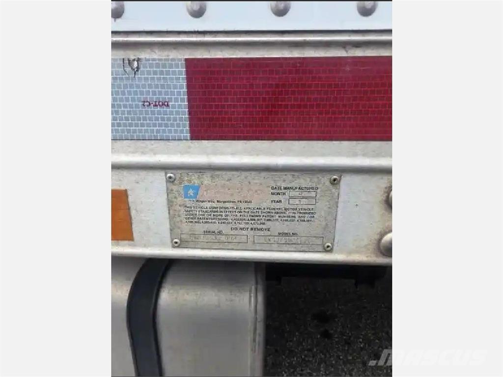 Hino 338 Kastenaufbau