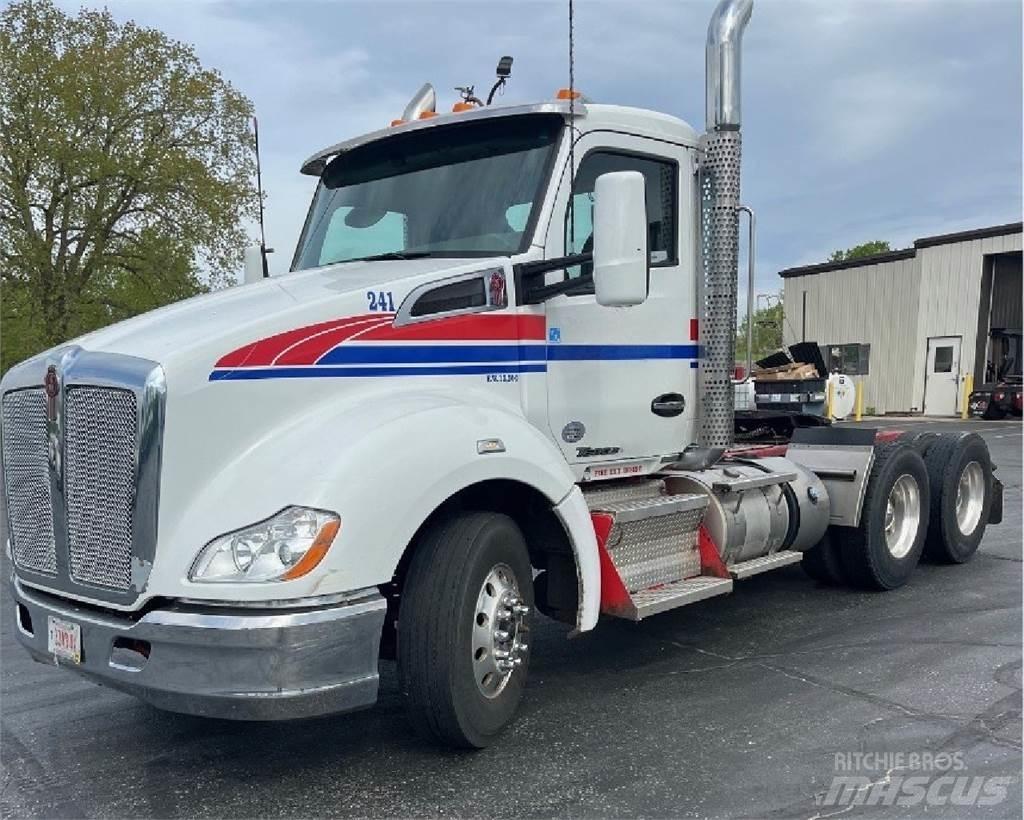 Kenworth T680 Sattelzugmaschinen