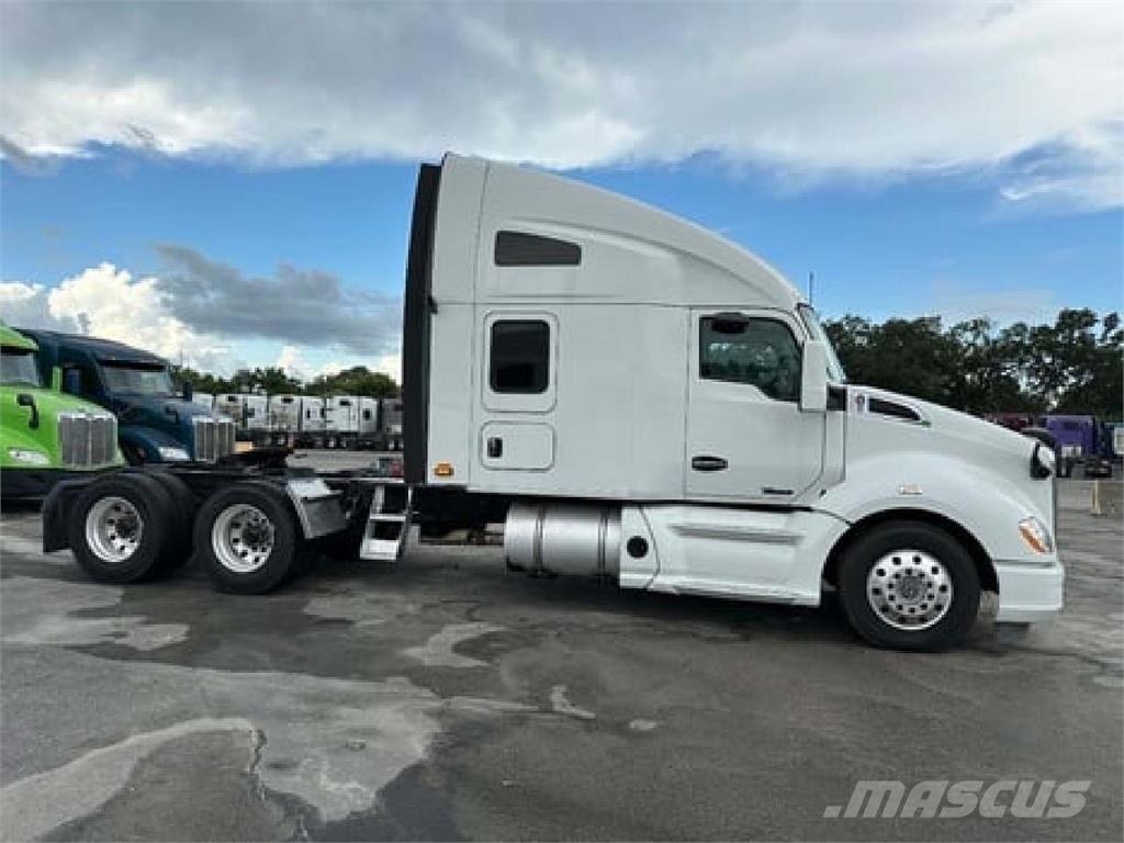 Kenworth T680 Sattelzugmaschinen
