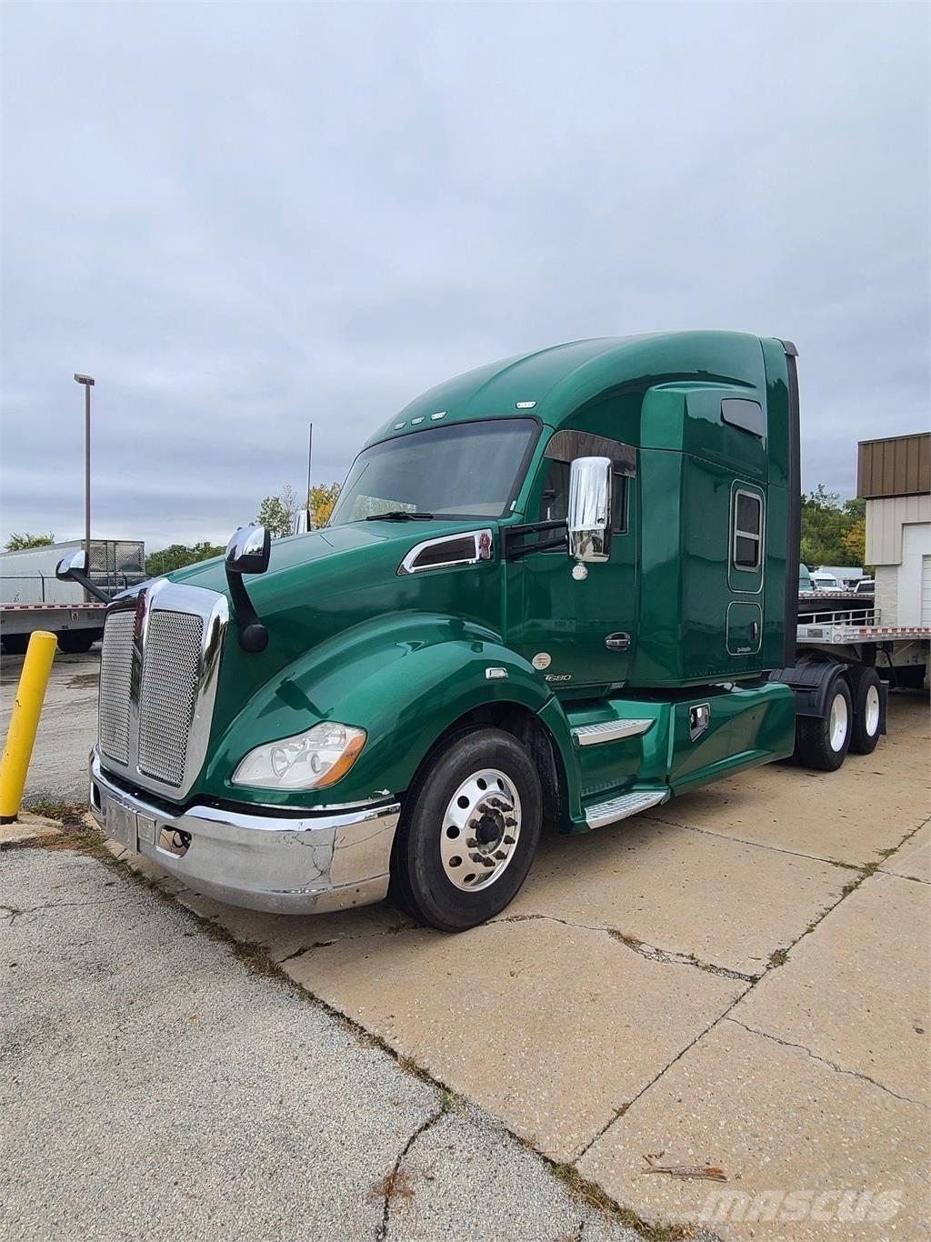 Kenworth T680 Sattelzugmaschinen