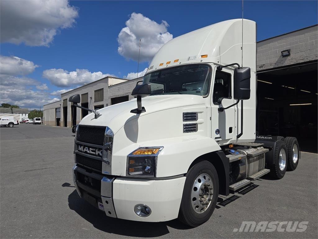 Mack AN64T Sattelzugmaschinen