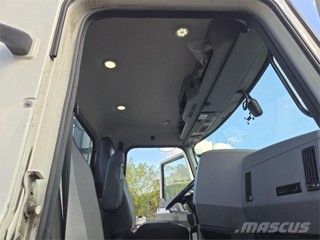 Mack AN64T Sattelzugmaschinen