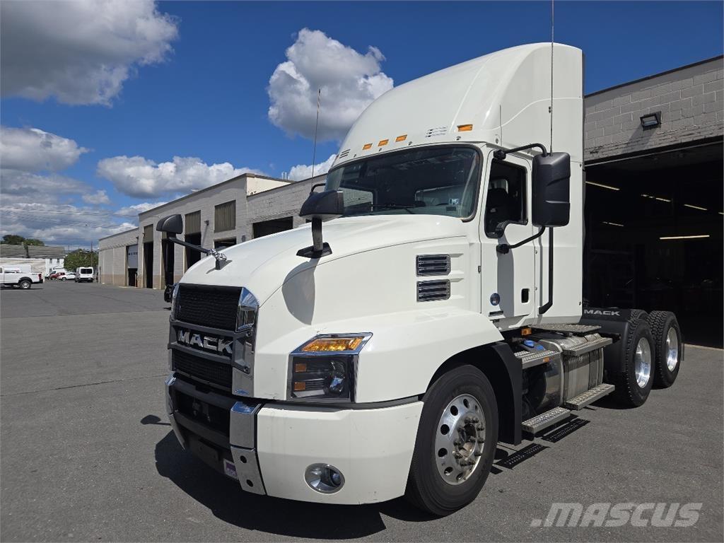 Mack AN64T Sattelzugmaschinen