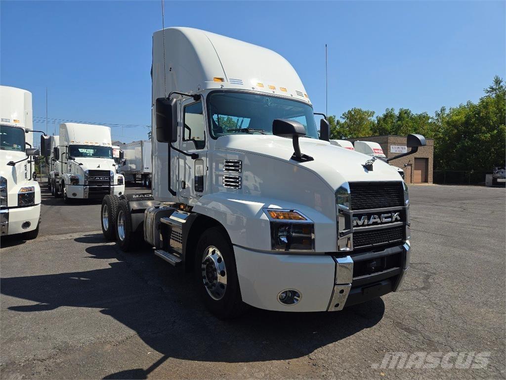 Mack AN64T Sattelzugmaschinen