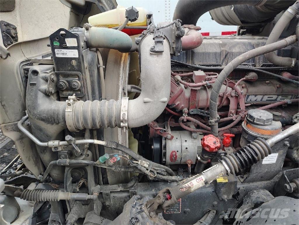 Mack Anthem 64T Sattelzugmaschinen