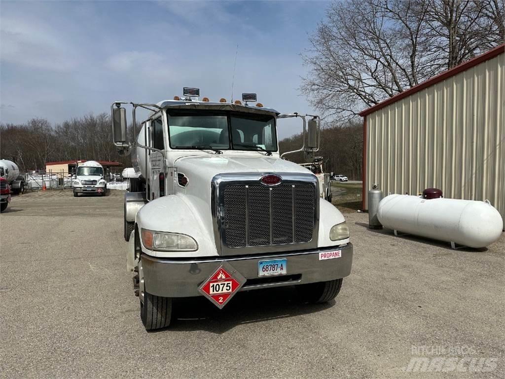 Peterbilt 335 Andere Fahrzeuge