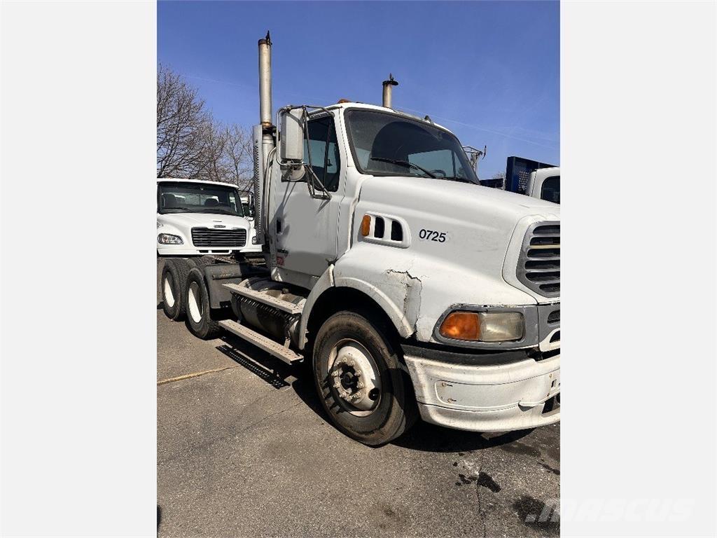 Sterling A9500 Sattelzugmaschinen