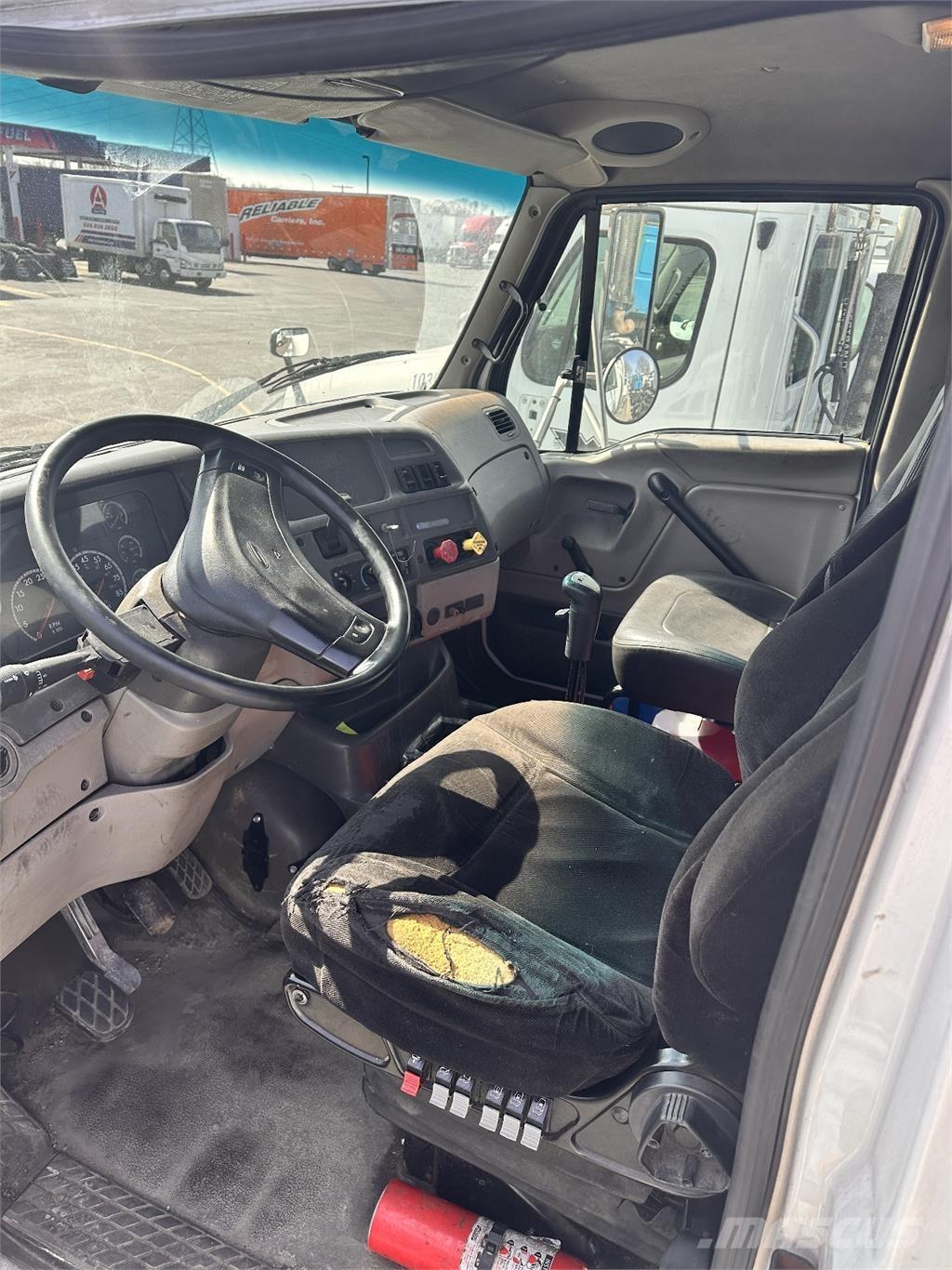 Sterling A9500 Sattelzugmaschinen