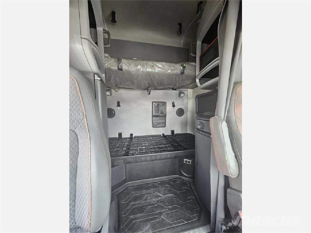 Volvo VNL64T760 Sattelzugmaschinen