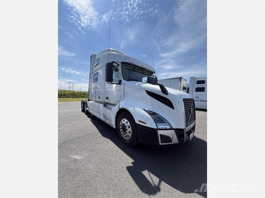 Volvo VNL860 Sattelzugmaschinen