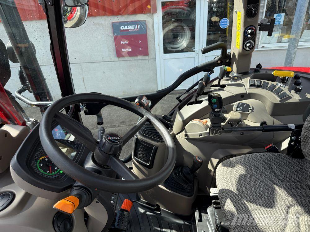 Case IH Farmall C 120 Traktoren