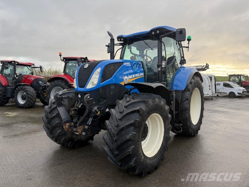 New Holland T7.225 Traktoren