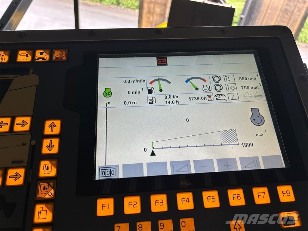  P7820C P7820C Strassenfertiger