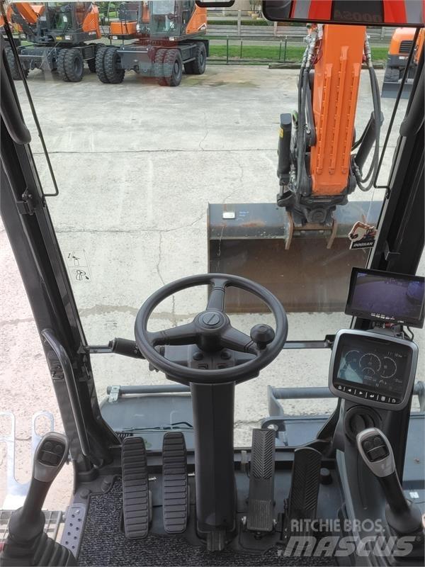 Doosan DX140W-5 Mobilbagger