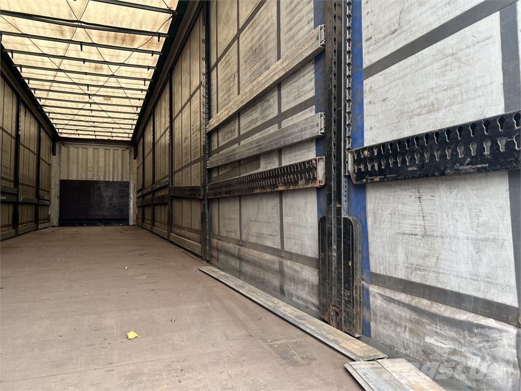 Krone  Curtainsiderauflieger