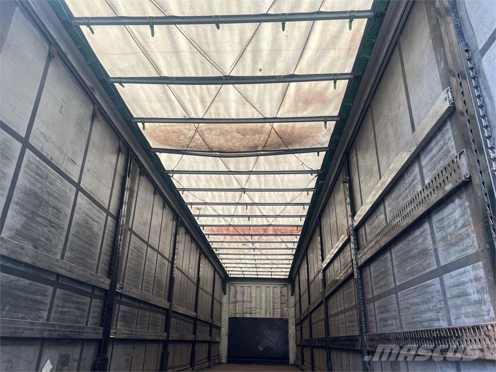 Krone  Curtainsiderauflieger