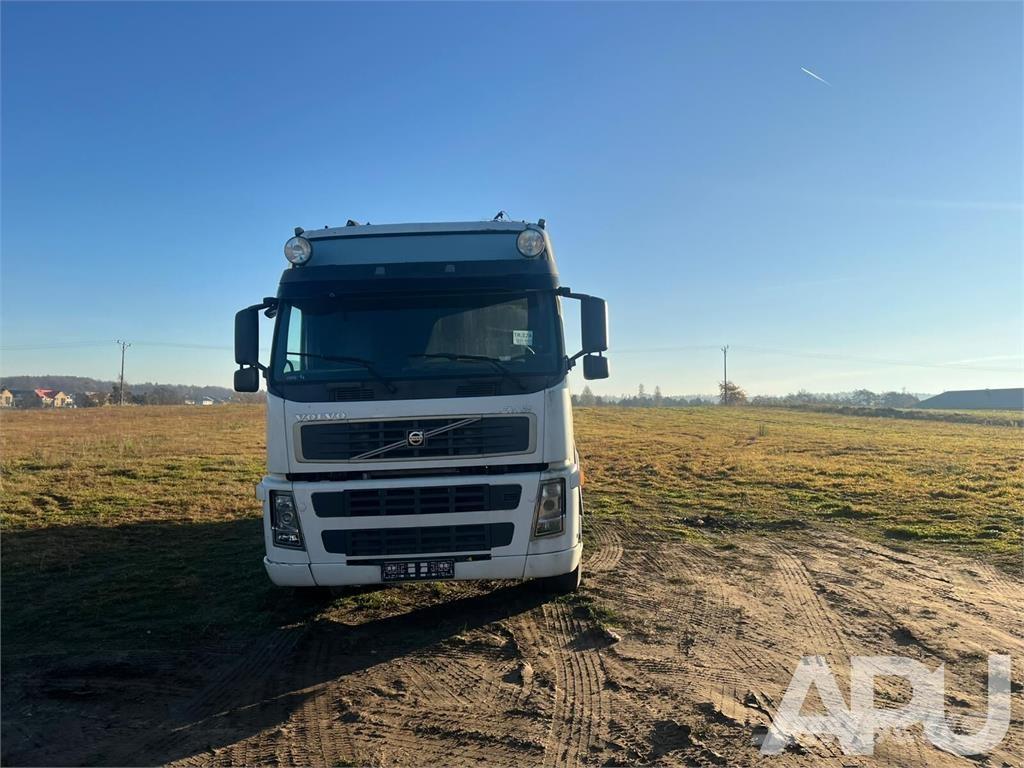 Volvo FM12 Pritschenwagen/Pritschenwagen mit Seitenklappe