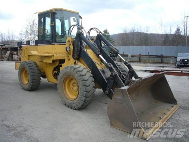 CAT IT28F Radlader